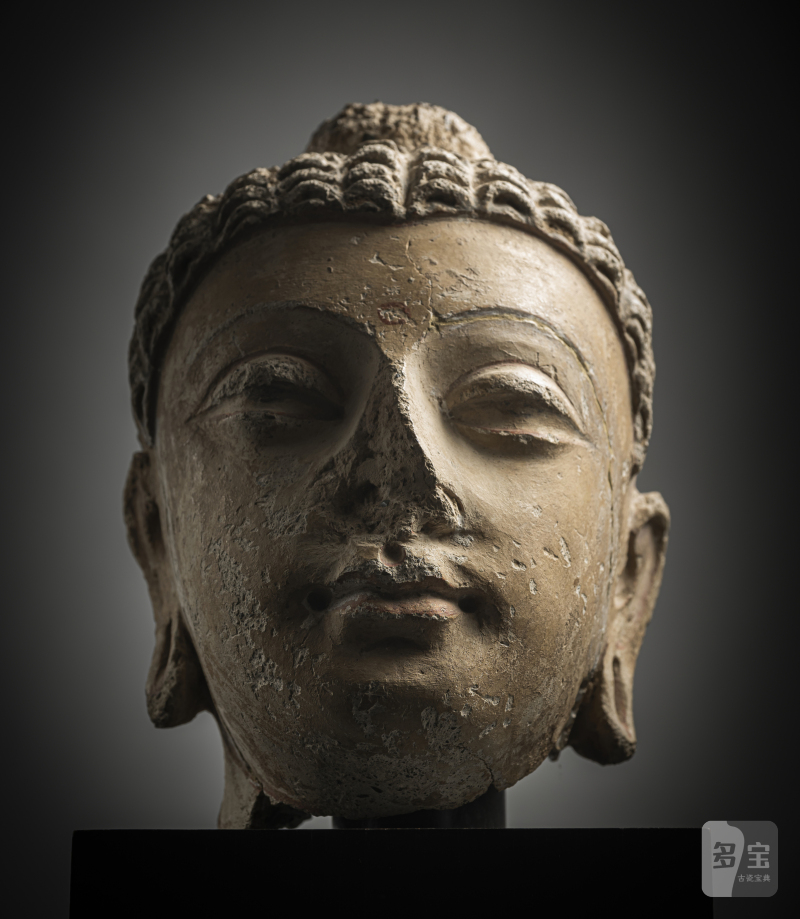 A STUCCO HEAD OF BUDDHA SHAKYAMUNI - 图5